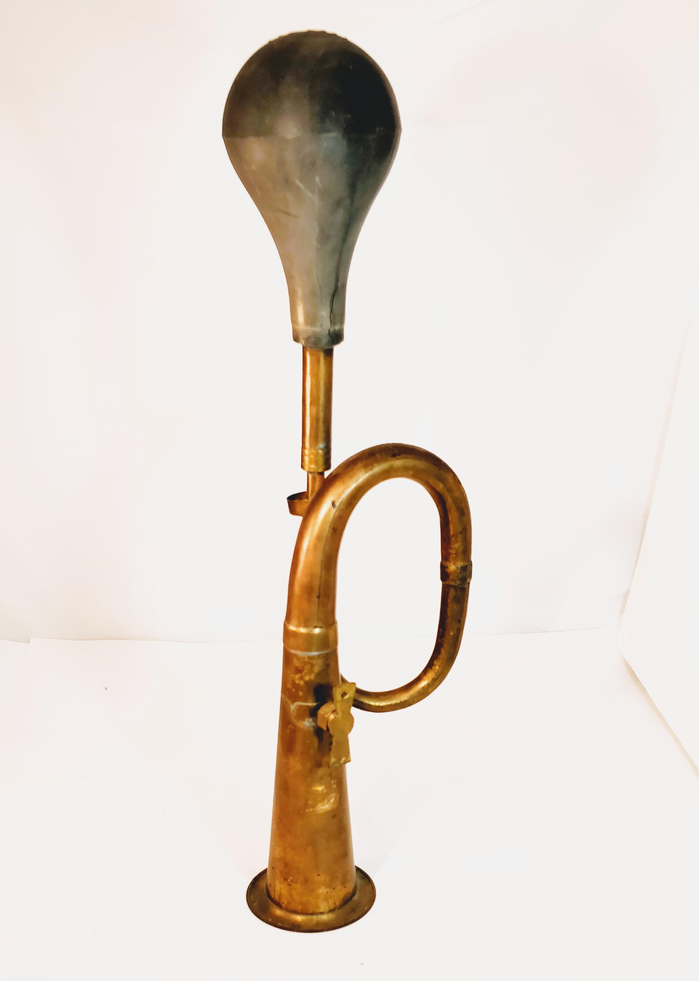 Antique Vintage Style Metal Taxi Cab//Old Car//Clown Horn Mountable w// Rubber Bulb